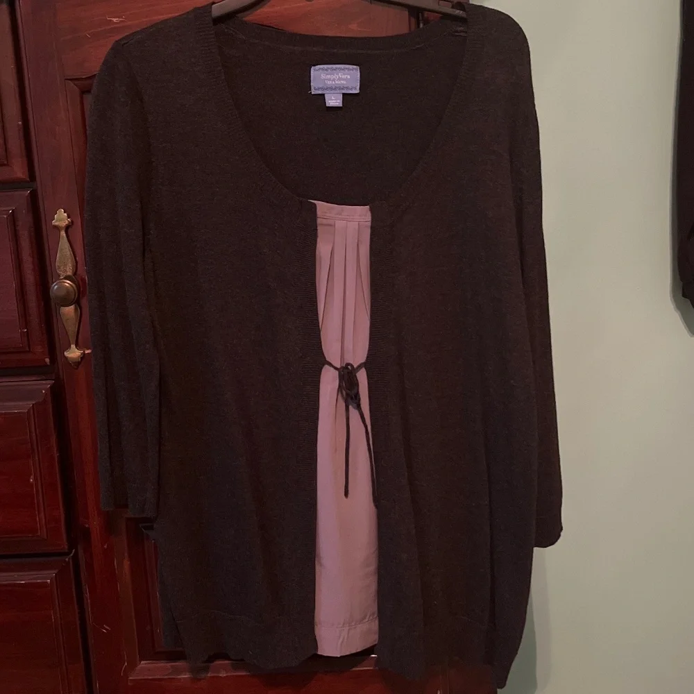Shirt - Picture 2 of 4